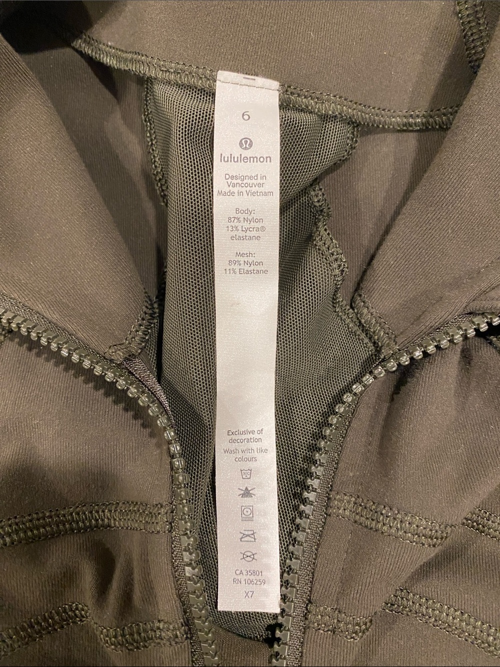 Lululemon Define  Jacket - Picture 2 of 8